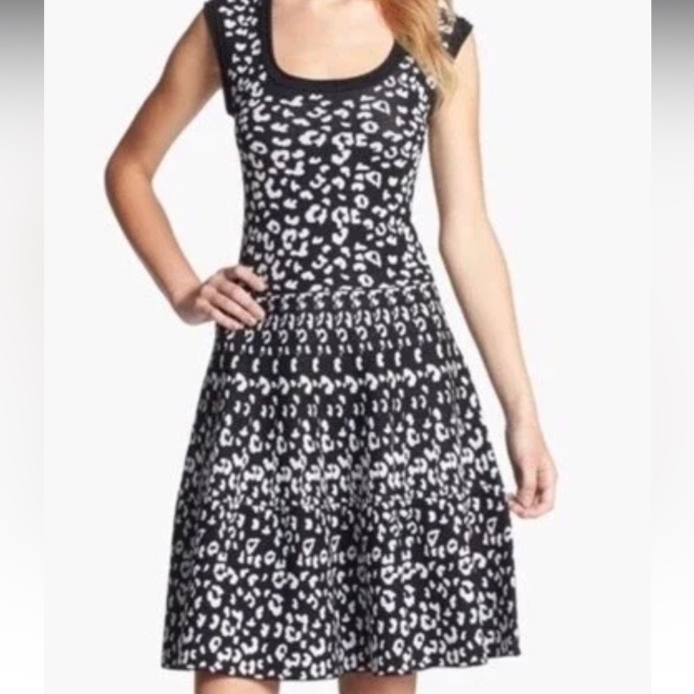 Rebecca Taylor Black and White Leopard Print
Sleeveless Dress Size Medium